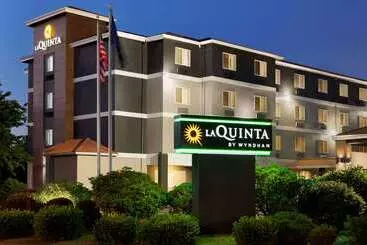 هتل La Quinta By Wyndham Salem Or