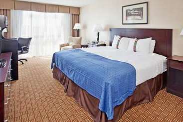 Отель Wingate By Wyndham Kansas City