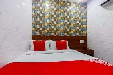 Otel Oyo 63295 T Junction Residency