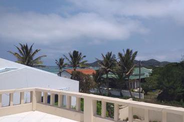 פנסיון Baia Do Ouro