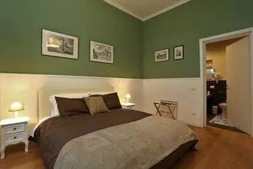 پانسیون Romantica Guest House