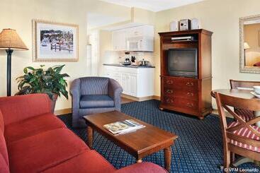 בית מלון כפרי Club Wyndham Inn On Long Wharf