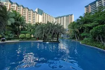 Amanda Seaview Resort Apartment