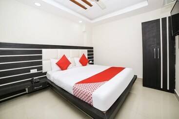 호텔 Veer Bhumi Palace By Oyo Rooms