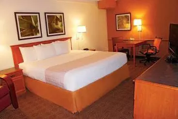 호텔 Travelodge by Wyndham Mobile