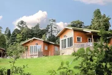 リゾートホテル Rudyard Lake Lodges