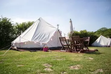 Lomakeskus Whitecliff Bay Holiday Park