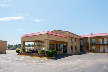 فندق Mansfield Inn