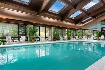 호텔 Meadowbrook Inn