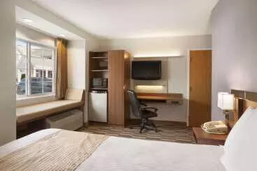 Microtel Inn By Wyndham Albany Airport