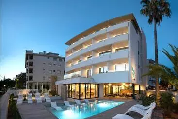 Instants Boutique Hotel   Adults Only