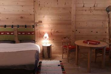 住宿加早餐  Chambres D Hôtes Cascades Du Hérisson