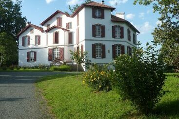 צימר Domaine Abartiague