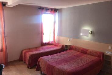 فندق Aux Berges De Pareloup   Annexe