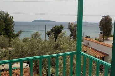 آپارتمانهای توریستها Azalea Studios