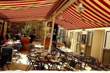 פנסיון Auberge De L'abbaye