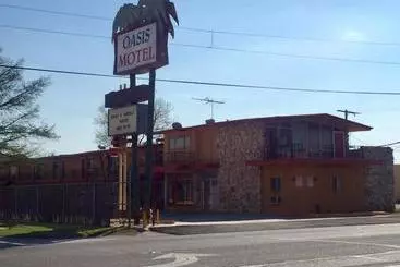 Oasis Motel