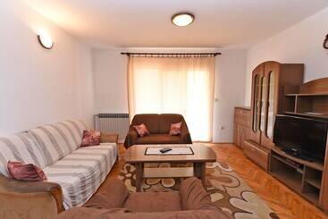 דירות לתיירים Apartment 621