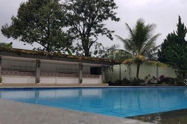 Hotel Nite & Day Mdc Gadog