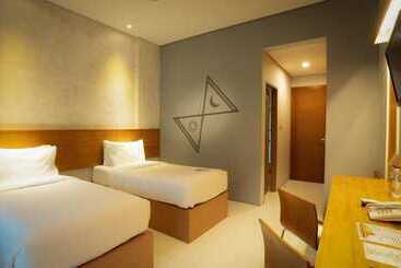 Hotel Nite & Day Mdc Gadog