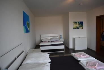 آپارتمان‌های توریست‌ها Fewo Köln