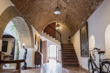 بيت ريفى La Casa Del Corregidor