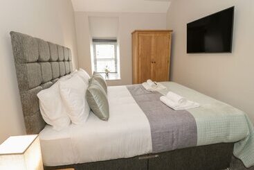 客栈 The Blue Lion