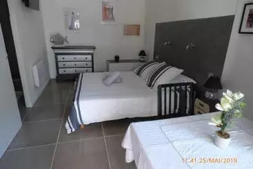 House Mas Maurane Chambre D Hôte Avec Spa Privé Aux Portes D Arles