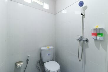 בית מלון כפרי Prasada Guesthouse Canggu Bali