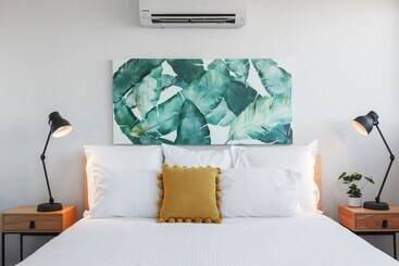 관광객 아파트 Spacious Urban Oasis In Central Location