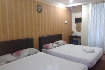 Hotel Tropicanna Pulai Point