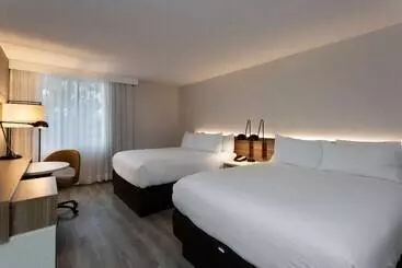 هتل Wyndham Garden Tallahassee Capitol Near Fsu