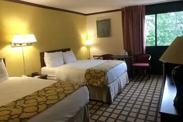 酒店 Baymont By Wyndham Queensbury/lake George