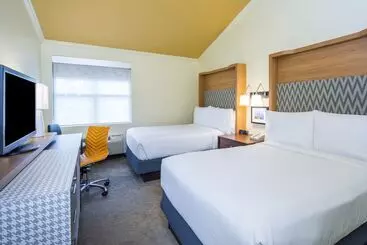 בית מלון כפרי Holiday Inn Cape Cod   Hyannis, An Ihg