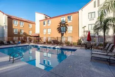 هتل Red Roof Inn Phoenix North   I 17 At Bell Rd