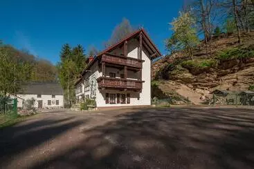 Hotelli Zur Margarethenmühle   Landgasthof Und Wald