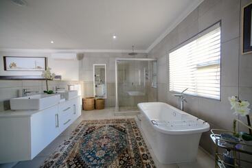 ホテル The Reserve Boutique