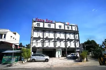 Hotelli Collection O 2885 Hemra