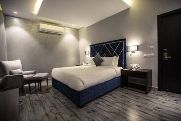 هتل Grand Ittehad Boutique