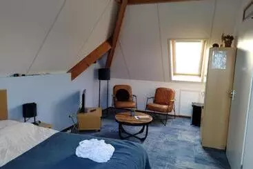 Bed and Breakfast De Stormvogel