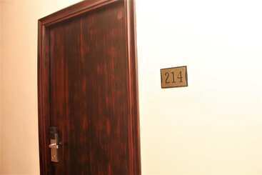 C Ron Hotels And Suites