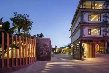 Hotel Dali Valley Resort