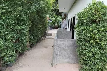 Majatalo Dr.banana's House