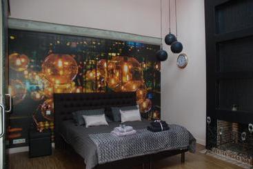 تختخواب و صبحانه Le Loft De Patricia