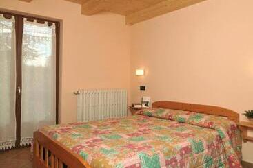 Hotell Agriturismo Cascina Prato