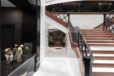 The Warrior Hotel, Autograph Collection