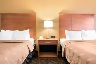 Clarion Hotel & Suites University Shippensburg