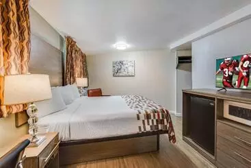 Hotel Ramada By Wyndham Medford Airport North