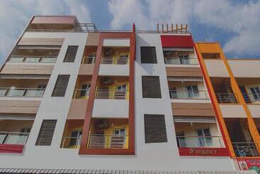 Hotel Flagship Jp Residency