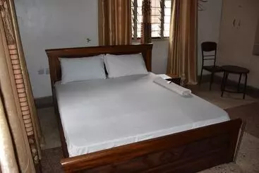 ベッドアンドブレックファースト Dar Eco Backpackers